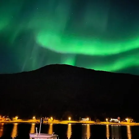 Northern Lights Tiny House Apartment Kvaloya