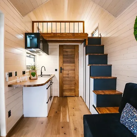 Northern Lights Tiny House Kvaloya