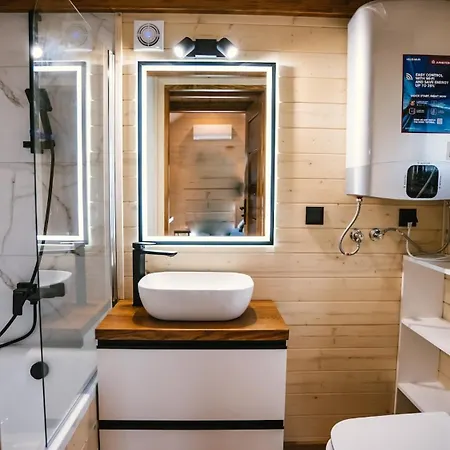 Northern Lights Tiny House * Kvaloya