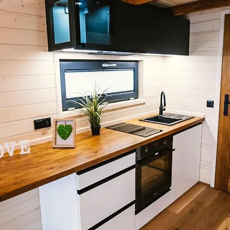 Northern Lights Tiny House Apartment Kvaloya