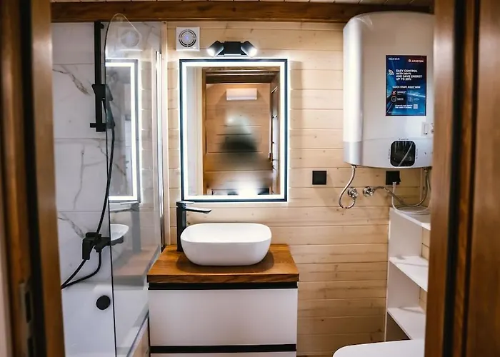 Northern Lights Tiny House 아파트 Kvaloya